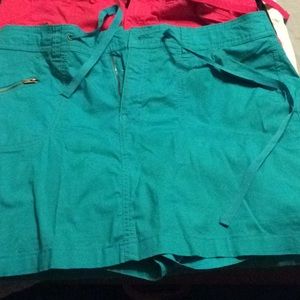 4 pairs ladies shorts